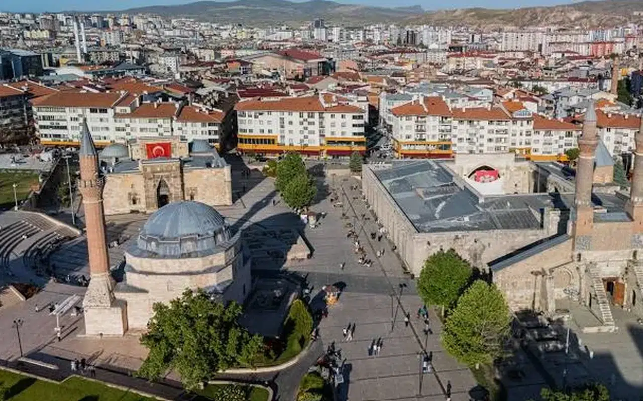 Sivas’ta O İlçedeki Taşınmazlar Satılıyor! İşte Liste..