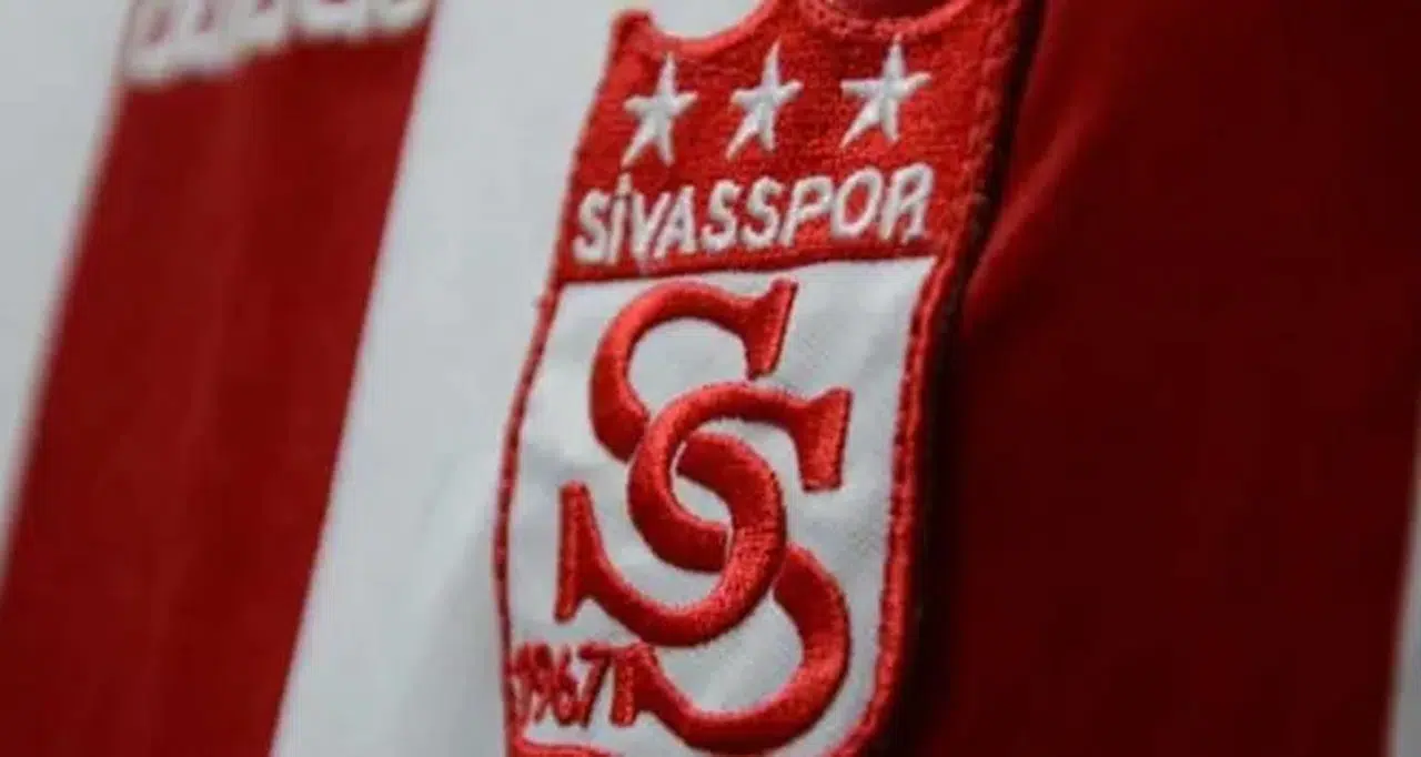 Genel Kurul sonrası Sivasspor için 30 kişilik liste belirlendi! İşte ayrıntılar!