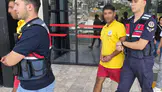 Markette Dehşet! Geri Dönen Şüpheliler Çalışanı Bıçakladı