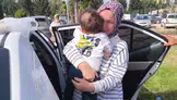 Kilitli Araçta Mahsur Kalan 1,5 Yaşındaki Çocuk Kurtarıldı