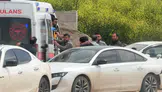 İnşaat İşçilerinin Sopalı Kavgasında Ambulansa Saldırı Girişimi