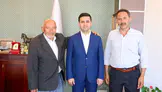 AKINCI KÖYÜ MUHTARI VE KIBRIS GAZİSİNDEN KAYMAKAM YILDIZ’A ANLAMLI ZİYARET