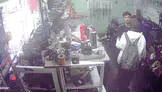 Bedenime dokundu, öpmeye başladı... Kadının tacizine uğrayan adam anlattı