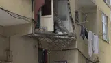 Güngören’de Balkon Çöktü, Bina Mühürlendi: "Deprem Oluyor Sandık!"