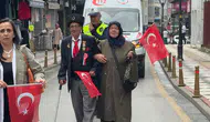 Kıbrıs Gazisi Yürümekte Zorlandı, Polis Hemen Yardımına Koştu
