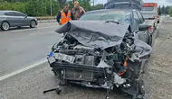 Şile Yolu’nda Otomobil Bariyerlere Çarptı: Araç Hurdaya Döndü
