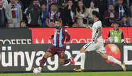 Trabzonspor Beşiktaş Karşısında İlk Yarıyı Önde Kapattı