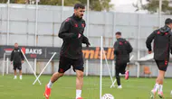 Sivasspor Sarıyer Maçına Yağmur Altında Hazırlandı