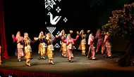 Balıkesir'de Cumhuriyet Coşkusu Sahneye Taştı!