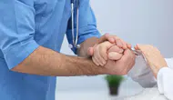 Türkiye Doktora Gitme Rekoru Kırdı: Yılda 13 Randevu!