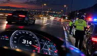 Otoyolda 314 kilometre hızla gidip o anları TikTok'ta paylaşan sürücüye para cezası