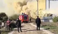 Sakarya’da Mobilya Dükkanında Yangın: Sarı Dumanlar Gökyüzünü Kapladı