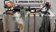 Define Ararken Suçüstü Yakalandılar! Bakın Neler Ele Geçirildi