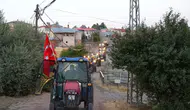Sivas’ta Damat Gezdirme Geleneği Traktör Konvoyuyla Yaşatılıyor