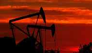Brent petrolün varil fiyatı yükseldi