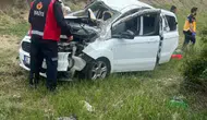 Sivas’ta kontrolden çıkan ticari araç takla attı