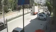 Karşı Şeride Ok Gibi Fırladı! Dehşet Anları Kamerada, Yaralı Bile Yok!