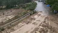 Sivas'ta Sağanak Yağış Sele Dönüştü: Köy Yolları ve Tarım Arazileri Zarar Gördü