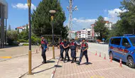 Evdeki Uyuşturucu Partisine Şok Baskın! Kimliğini Görenler Şoke Oldu!