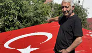 Sivas’ta Çatısına Türk Bayrağı Çizen Usta, Milli Gururunu Evinin Üzerinde Yaşatıyor