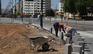 Sivas’ta Kaldırımlar Şiirle Yenileniyor: Halk Ozanlarının Sözleri Taşlara İşlendi