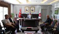 Koyulhisar'da Kaymakamlığa Tebrik Ziyareti Gerçekleştirildi