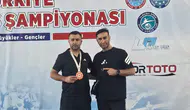 Bolu'da Nefes Kesen Şampiyona! 89 Kiloda Kürsüye Çıktı, Madalyayı Kaptı