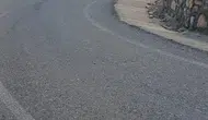 Kurtalan'da Feci Kaza! Kontrolden Çıkan Kamyonet Şarampole Devrildi