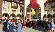 İmam hatipte tepki çeken afiş! YKS'de derece yapan kız öğrencilere sansür