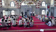 Sivas Ulaş'ta Sürpriz Ziyaret! Kaymakam Avcı Merkez Camiinde