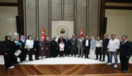 Cumhurbaşkanı Erdoğan, hayatını kaybeden öğrencilerin ailelerini Külliye’de ağırladı
