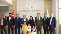 Hafik Kaymakamı Funda Hamza Çaldağı, Öğrencilerle Bir Araya Geldi