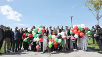 Sivas’ta Öğrenciler Gazzeli Çocuklar İçin Gökyüzüne Balon ve Uçurtma Uçurdu