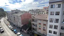 Sivas’ta Apartmanların Arasında Zamana Meydan Okuyan 60 Yıllık Ev
