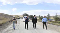 Gürün Kaymakamı Özkan, Çöplü Mezrası Yolunda İncelemelerde Bulundu