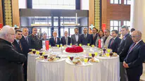 Sivas’ta Protokol ve Vatandaşlar Bayramlaşma Programında Bir Araya Geldi