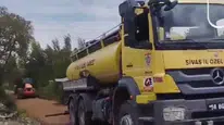 Akıncılar Yağlıçayır Köyü’nde Asfalt Sathi Kaplama Çalışmaları Aralıksız Sürüyor