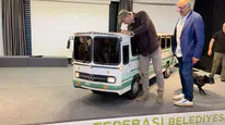 Dünyada Tek: 8 Ay Uğraşıp Gerçek Motorlu Otobüs Yaptı