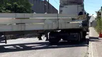 Sivaslı 16 Yaşındaki Genç Tırın dorsesi ile duvar arasında kaldı