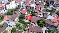 Sivas'ta Görenler Dönüp Bir Daha Bakıyor! Çatıyı O Halde Görenler...