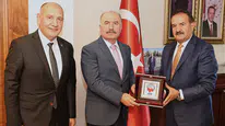 TSYD Heyetinden Çorum Valisi Çalgan'a Ziyaret: Spor Basını Konuşuldu!