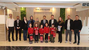 Minik Eller Büyük İşler Projesine Eğitim Müdüründen Takdir