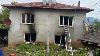 Çıkan yangında baba-kız hayatını kaybetti