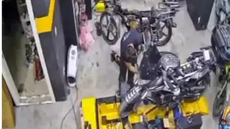 Çırağın Fedakarlığı Karşılıksız Kalmadı: Motosiklet Hediye