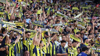 Fenerbahçe'de Golcü Pişmanlığı! Kaçan Yıldızlar Uçuyor, Yeni Transferler Suskun