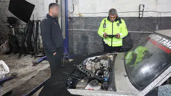 Polisi Kandırmak İsteyen Drift Sürücüsünü Radyatör Yaktı