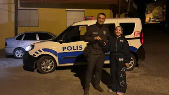 11 Yaşındaki Eslem'den İnsanlık Dersi: Kayıp Cüzdanı Polise Verdi