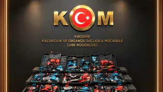 Kırşehir'de Kaçakçılık Operasyonu! Araçtan 12 Set Malzeme Çıktı
