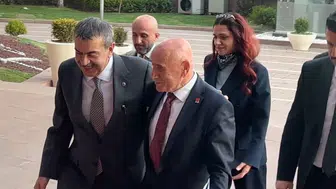 Bakan Yusuf Tekin'den CHP Lideri Kılıçdaroğlu'na Sürpriz Ziyaret