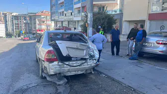 Ankara'da Korku Dolu Anlar! Freni Boşalan Kamyonet Dehşet Saçtı